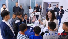 <b>臂听话地完成趣味使命</b>